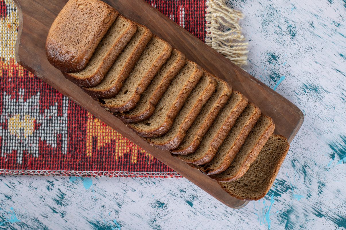 Freshly baked banana bread sliced and served